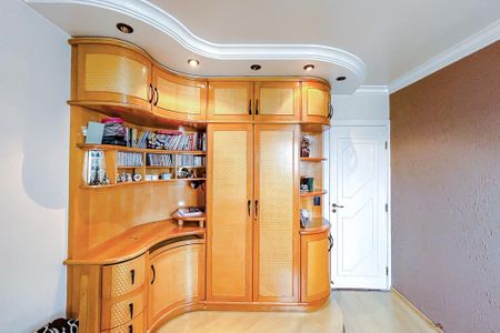 Apartamento à venda com 115m², 3 quartos e 2 vagasQuarto 1 - Armários