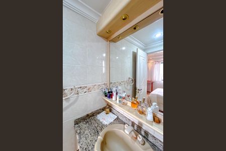 Apartamento à venda com 115m², 3 quartos e 2 vagasBanheiro da Suíte