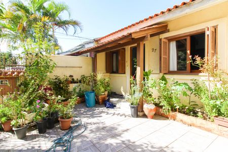 Casa à venda com 160m², 2 quartos e 1 vagaÁrea externa