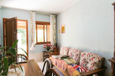 Sala de casa à venda com 2 quartos, 160m² em São José, Canoas