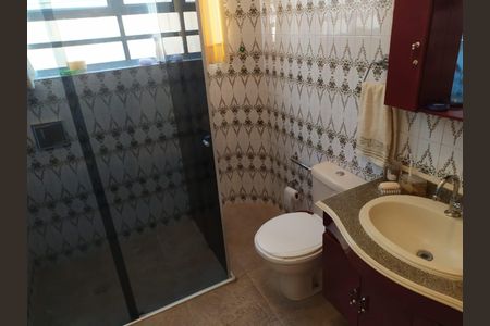 Casa à venda com 150m², 2 quartos e 2 vagasBanheiro