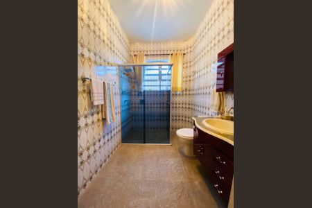 Casa à venda com 150m², 2 quartos e 2 vagasBanheiro
