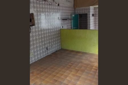 Casa à venda com 98m², 2 quartos e 2 vagasTerraço