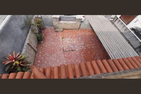 Casa à venda com 98m², 2 quartos e 2 vagasTerraço