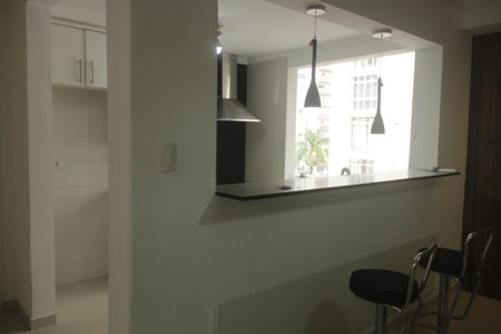 Apartamento para alugar com 81m², 2 quartos e 1 vagaCozinha e Área de Serviço