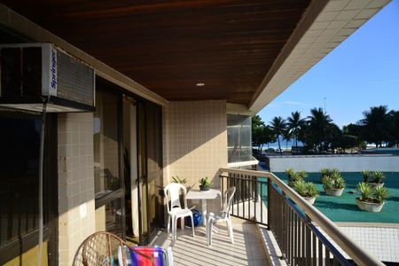 Apartamento à venda com 56m², 1 quarto e 2 vagasVaranda