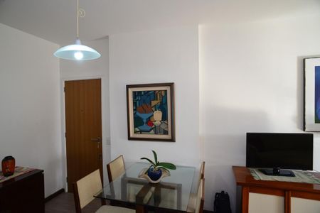 Apartamento à venda com 56m², 1 quarto e 2 vagasSala