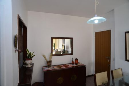 Apartamento à venda com 56m², 1 quarto e 2 vagasSala