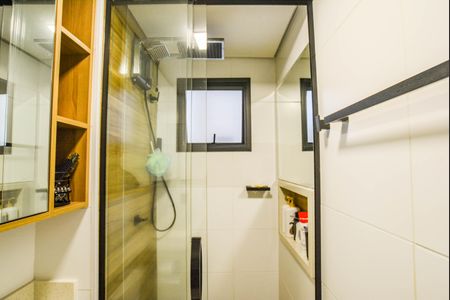 Apartamento à venda com 44m², 2 quartos e 1 vaga Apartamento à venda com 44m², 2 quartos e 1 vagaBanheiro