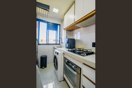 Apartamento à venda com 44m², 2 quartos e 1 vaga Apartamento à venda com 44m², 2 quartos e 1 vagaCozinha e Área de Serviço