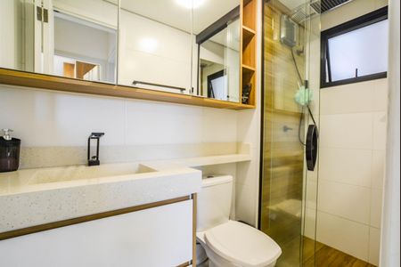 Apartamento à venda com 44m², 2 quartos e 1 vaga Apartamento à venda com 44m², 2 quartos e 1 vagaBanheiro