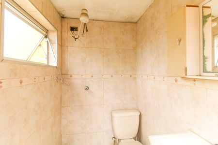 Casa de condomínio à venda com 120m², 3 quartos e 2 vagas Casa de condomínio à venda com 120m², 3 quartos e 2 vagasBanheiro de Serviço