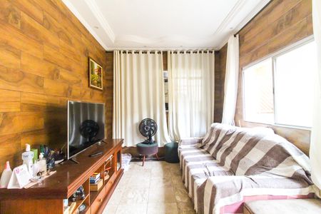 Casa de condomínio à venda com 120m², 3 quartos e 2 vagas Casa de condomínio à venda com 120m², 3 quartos e 2 vagasSala