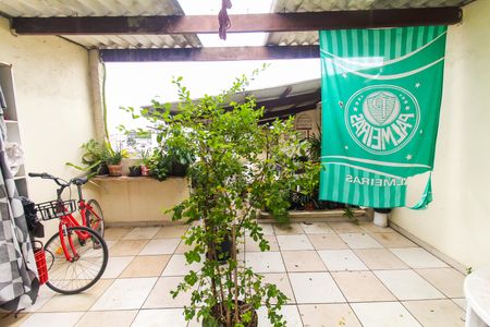 Casa de condomínio à venda com 120m², 3 quartos e 2 vagas Casa de condomínio à venda com 120m², 3 quartos e 2 vagasTerraço