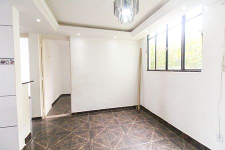 Sala de apartamento para alugar com 2 quartos, 43m² em Cidade Tiradentes, São Paulo
