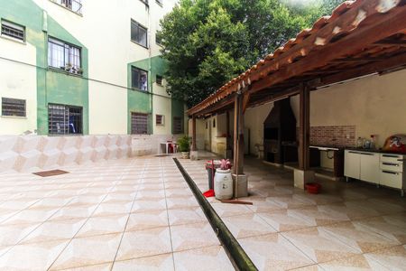 Apartamento para alugar com 43m², 2 quartos e 1 vagaÁrea comum - Churrasqueira