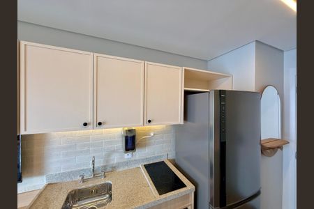 Studio para alugar com 25m², 1 quarto e sem vaga Studio para alugar com 25m², 1 quarto e sem vagaCozinha