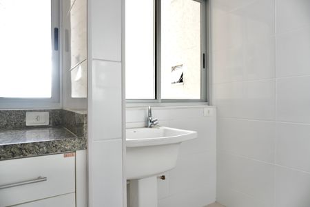 Apartamento para alugar com 65m², 2 quartos e 2 vagasÁrea de Serviço