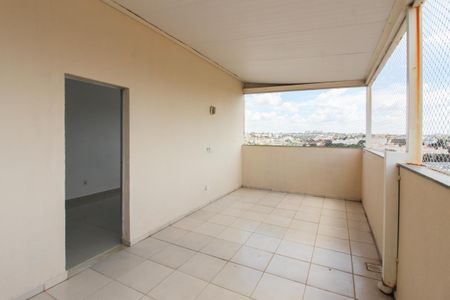Apartamento à venda com 101m², 2 quartos e 2 vagasCobertura