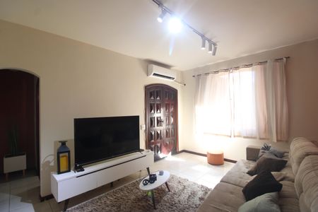 Sala de casa de condomínio à venda com 3 quartos, 162m² em Taquara, Rio de Janeiro