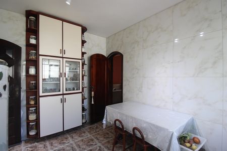 Casa de condomínio à venda com 162m², 3 quartos e 3 vagasCozinha