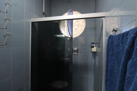 Casa de condomínio à venda com 162m², 3 quartos e 3 vagasBanheiro da suíte