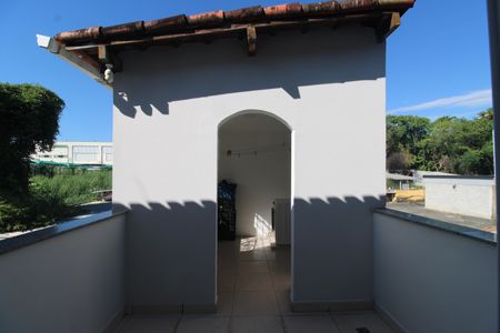 Casa de condomínio à venda com 162m², 3 quartos e 3 vagasÁrea de serviço