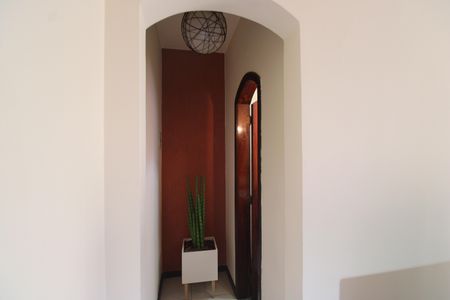 Casa de condomínio à venda com 162m², 3 quartos e 3 vagasLavabo