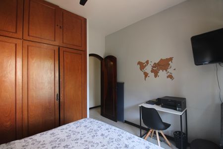 Casa de condomínio à venda com 162m², 3 quartos e 3 vagasQuarto 1