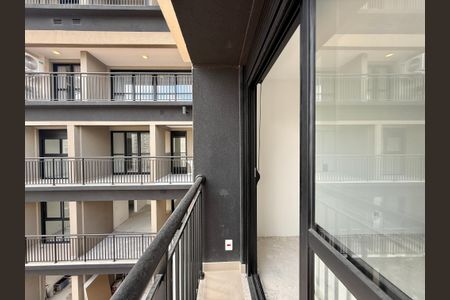 Studio à venda com 23m², 1 quarto e sem vaga Studio à venda com 23m², 1 quarto e sem vagaSacada