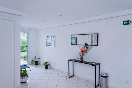 Apartamento para alugar com 70m², 2 quartos e 1 vagaHall de entrada