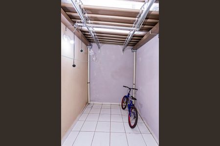 Apartamento para alugar com 70m², 2 quartos e 1 vagaÁrea de serviço e quintal