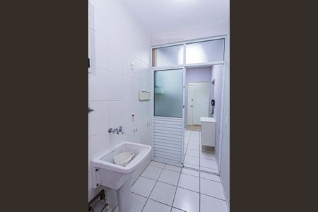 Apartamento para alugar com 70m², 2 quartos e 1 vagaÁrea de serviço e quintal