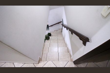 Casa para alugar com 380m², 3 quartos e sem vagaEscada