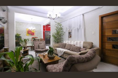 Sala de casa para alugar com 3 quartos, 380m² em Fazenda da Juta, São Paulo