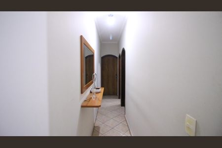 Casa para alugar com 380m², 3 quartos e sem vagaCorredor