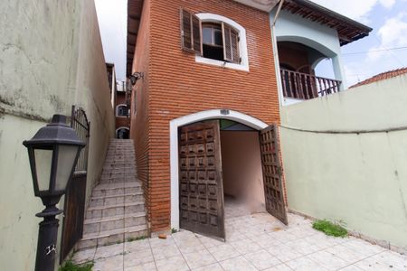 Casa à venda com 160m², 4 quartos e 3 vagasFachada