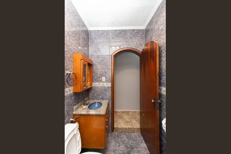 Casa à venda com 160m², 4 quartos e 3 vagasBanheiro