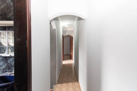 Casa à venda com 160m², 4 quartos e 3 vagasCorredor