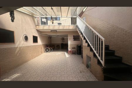 Casa à venda com 140m², 3 quartos e 2 vagasÁrea externa