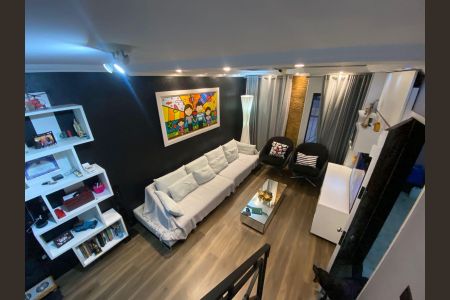 Casa à venda com 140m², 3 quartos e 2 vagasSala