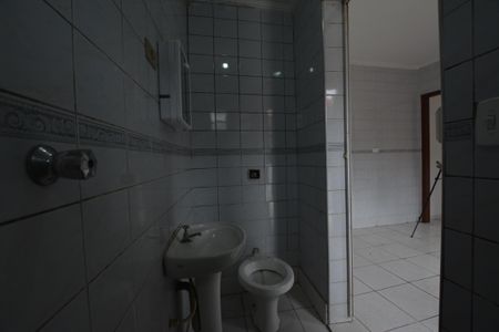 Casa para alugar com 25m², 1 quarto e sem vaga
