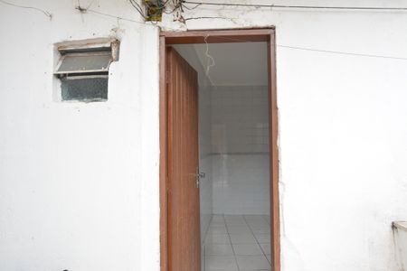 Casa para alugar com 25m², 1 quarto e sem vaga