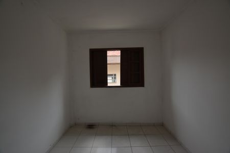 Casa para alugar com 25m², 1 quarto e sem vaga