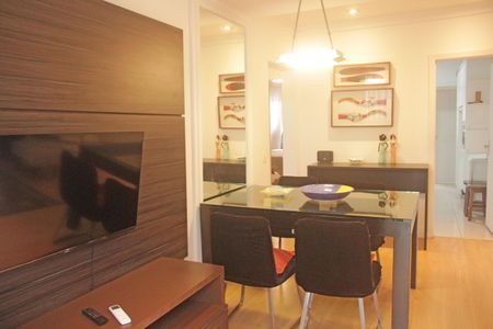 Apartamento para alugar com 166m², 2 quartos e 1 vaga Apartamento para alugar com 166m², 2 quartos e 1 vagaSala