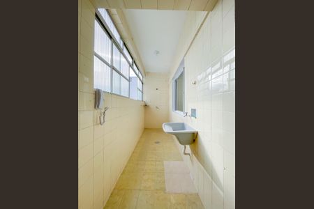 Apartamento para alugar com 100m², 2 quartos e 1 vaga Apartamento para alugar com 100m², 2 quartos e 1 vagaÁrea de Serviço