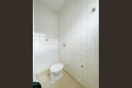Apartamento para alugar com 100m², 2 quartos e 1 vaga Apartamento para alugar com 100m², 2 quartos e 1 vagaBanheiro de serviço