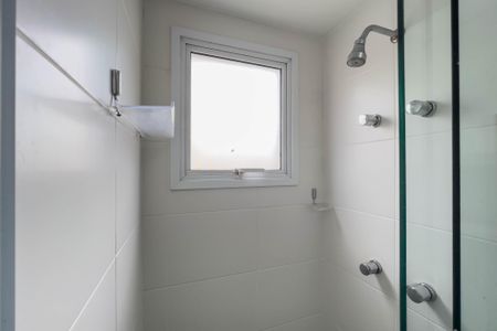 Apartamento para alugar com 66m², 2 quartos e 2 vagas Apartamento para alugar com 66m², 2 quartos e 2 vagasBanheiro