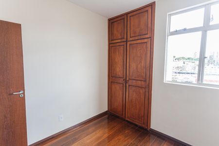 Apartamento à venda com 92m², 3 quartos e 2 vagasQuarto 3