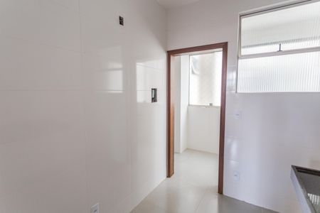 Apartamento à venda com 92m², 3 quartos e 2 vagasCozinha